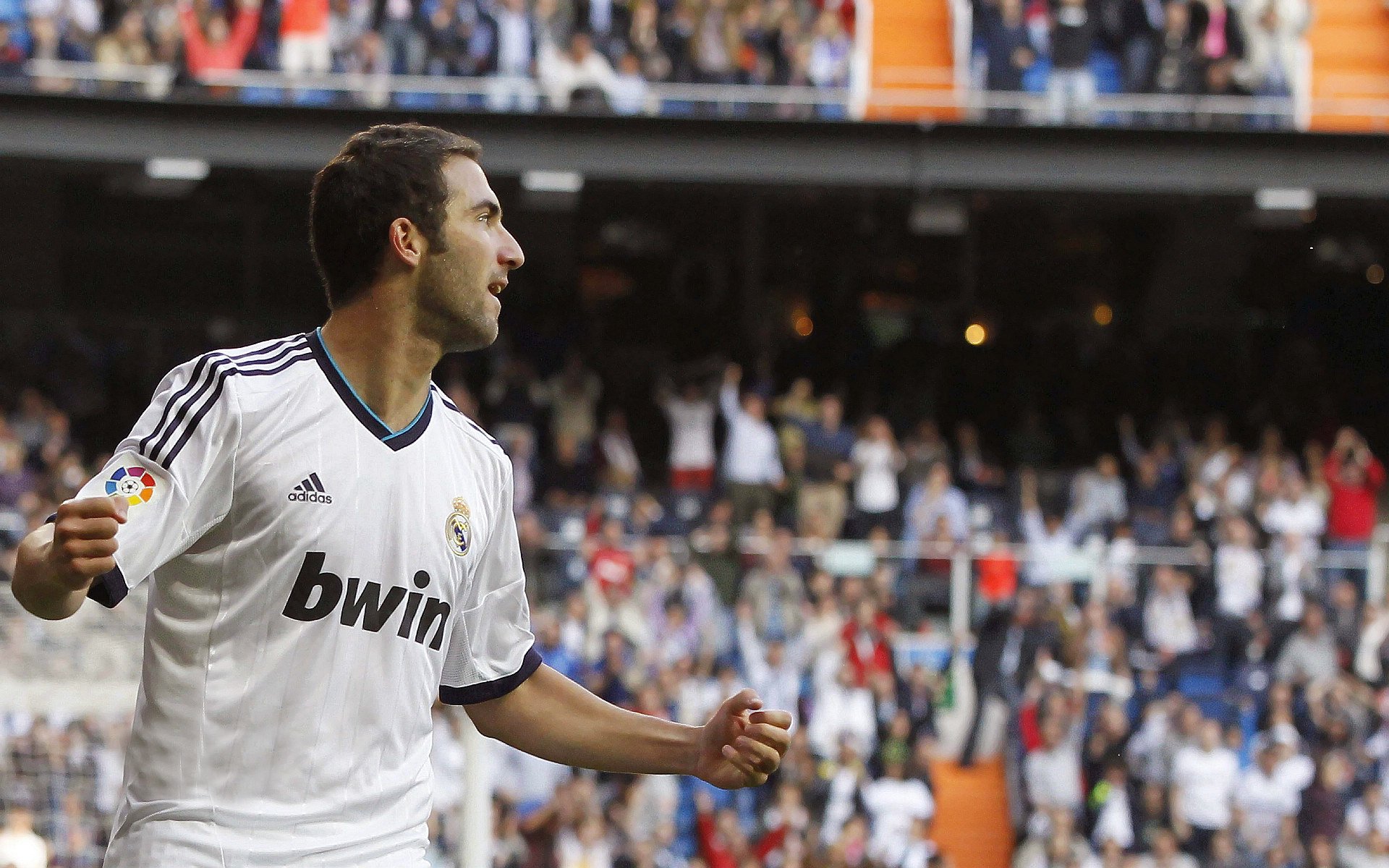 西亚卡姆38分轰塌湖人防线,步行者新核的进化论与紫金军团的退化论