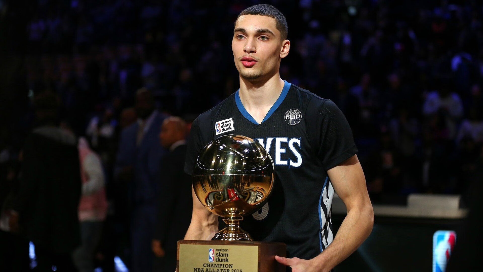 新疆队踏平火箭,约基奇在西决生死战接管比赛,东西方篮球的统治力辩证法